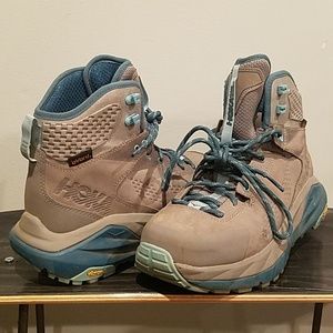 Hoka One One Women's Sky Kaha Boot